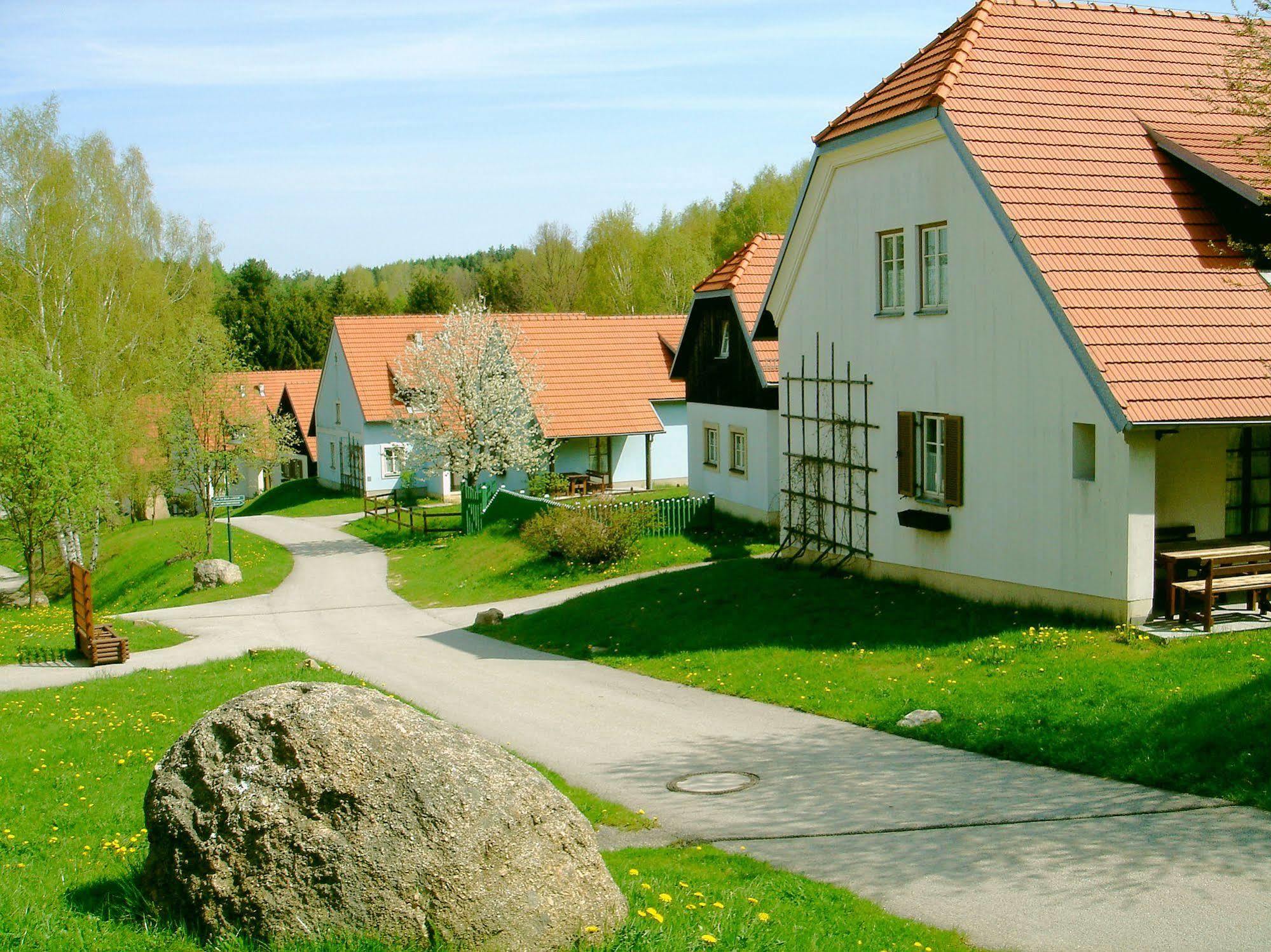 Theater- Und Feriendorf Koenigsleitn Gmbh Litschau Dış mekan fotoğraf